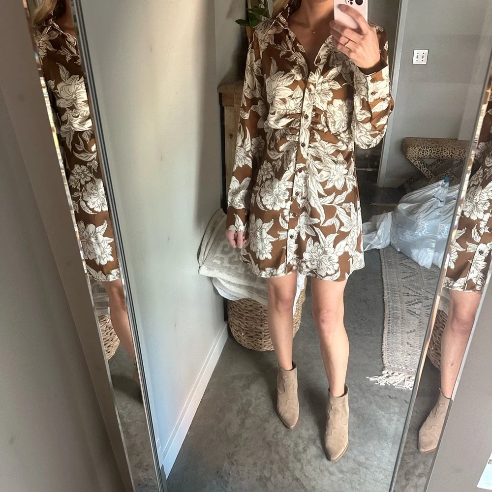 En Saison Dress - Picture 1 of 8